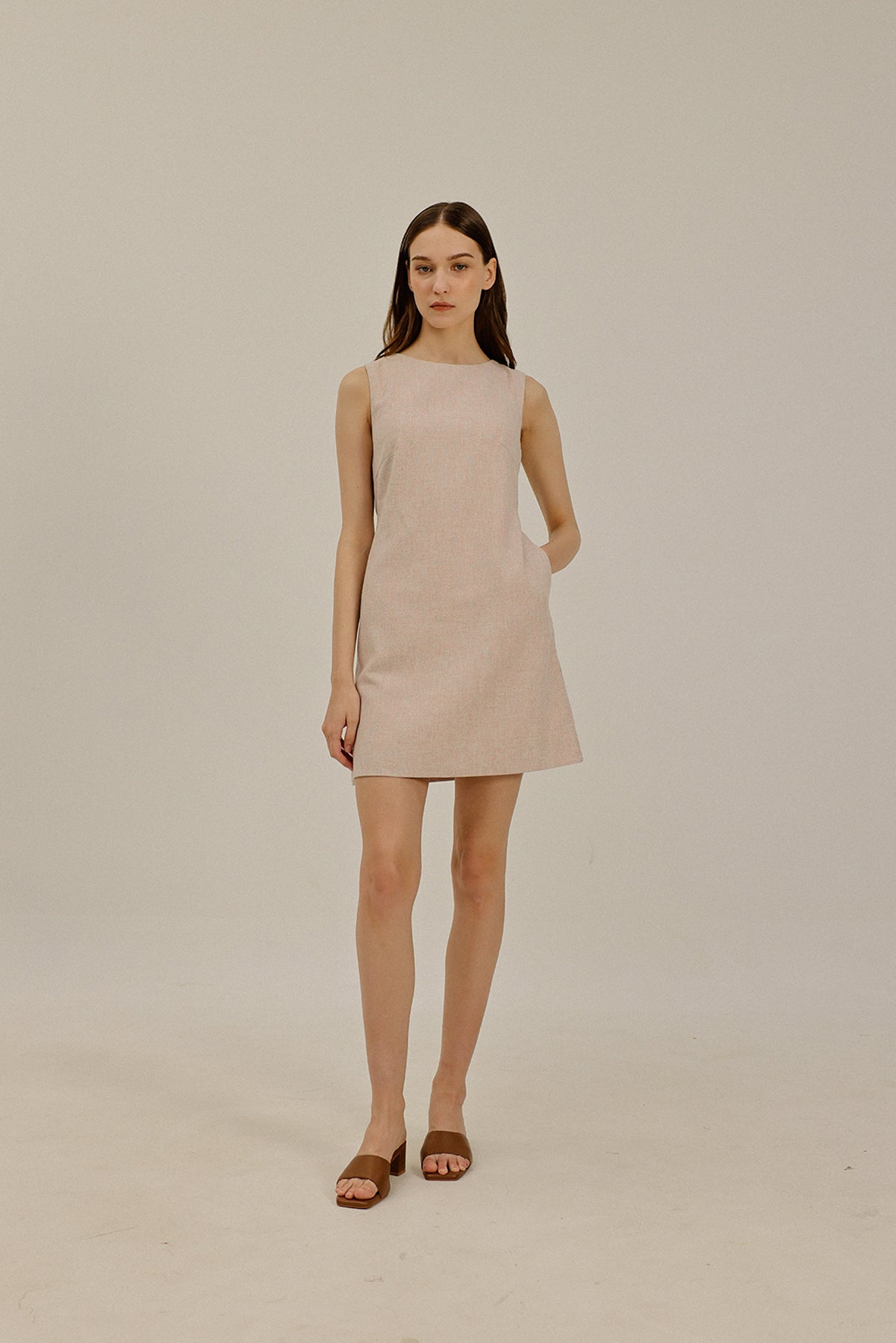 Oaklyn Waist Tie Short Dress in Peach – Génue