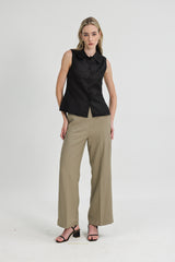 Ally Sleeveless Collared Shirt in Black