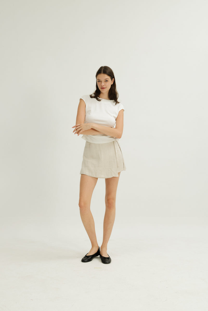 Isabelle Wrap Linen Skorts in Natural