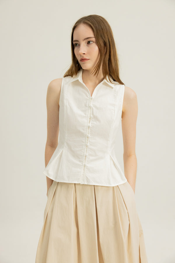 Daphne Sleeveless Shirt in White