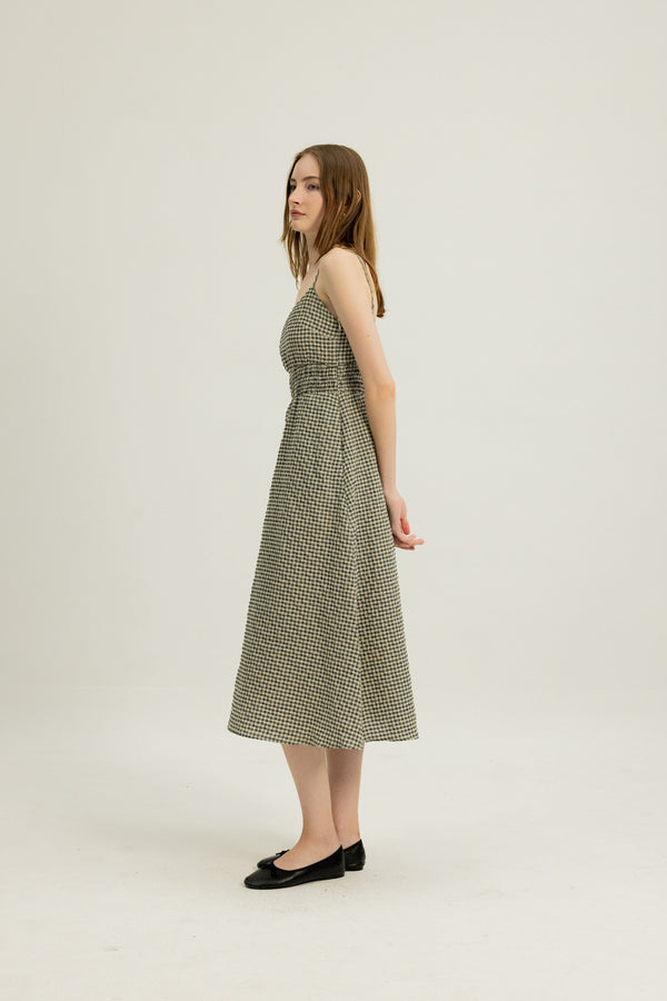 Brooke Shirred Waist Dress in Blue Daisy